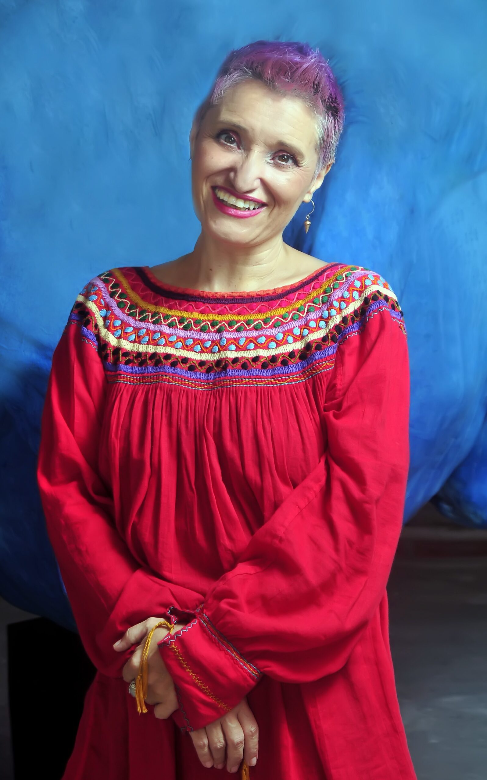 Meri Leon – creative and committed property and facilities manager at Cochran Real Estate in Puerto Vallarta, with an artistic background and years of experience supporting homeowners and clients